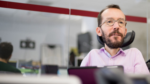 El secretario de Organización de Podemos durante la entrevista en Público / CHRISTIAN GONZÁLEZ