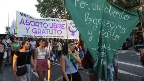 28/09/2018.- Un momento de la manifestación convocada por el Movimiento Feminista de Madrid con motivo del Día Internacional por la Despenalización del aborto y la Defensa de los Derechos Sexuales y Reproductivos de las mujeres. EFE/ Zipi