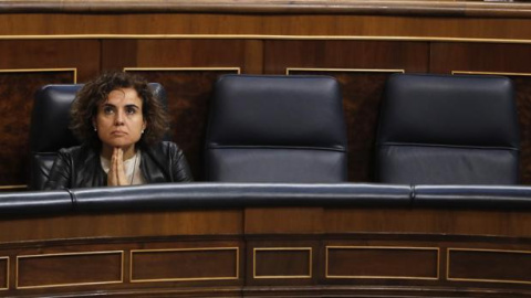 La ministra de Sanidad, Igualdad y Servicios Sociales, Dolors Montserrat, en el Congreso. EFE/Archivo