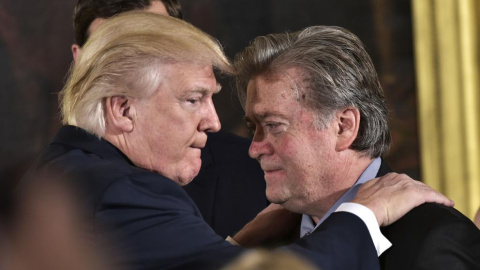 Trump y Bannon, el año pasado. AFP