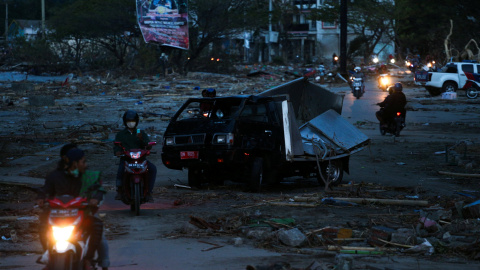 La catástrofe comenzó con un terremoto de 6,1 grados que causó un muerto y 20 heridos - REUTERS/Athit Perawongmetha