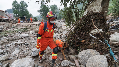 19/08/2022 Los equipos de rescate actúan en las inundaciones que han tenido lugar en la ciudad de Xining, en la provincia de Qinghai