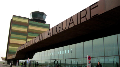 Edifici principal de l'aeroport de Lleida-Alguaire