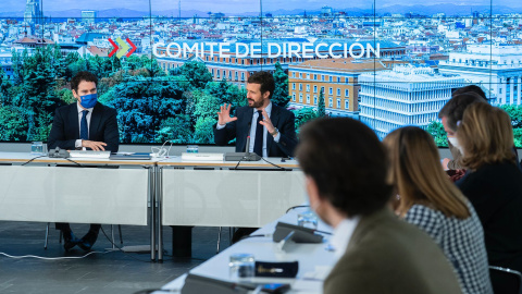 El líder del PP, Pablo Casado, y su número dos, Teodoro García Egea, presiden el comité de dirección del partido.