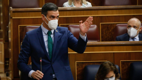 Pedro Sánchez responde a las preguntas de los diputados en la sesión de control de este 24 febrero.