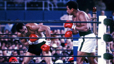 Mohamed Ali/Cassius Clay en su combate contra Ken Norton en el Yankee Stadium de Nueva York, el  28 de septiembre de 1976. REUTERS