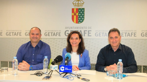 El equipo de Gobierno está encabezado por la alcaldesa, Sara Hernández, en el centro de la foto.