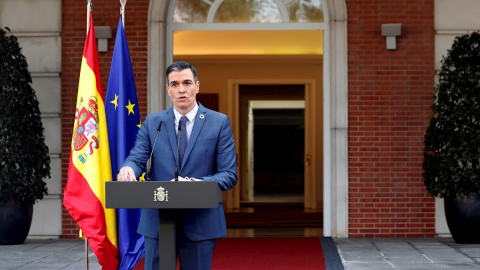 El presidente del Gobierno, Pedro Sánchez, comparece tras participar en la reunión telemática del Consejo Europeo extraordinario del 26 de febrero.