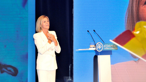 La diputada y expresidenta de Castilla-La Mancha, María Dolores de Cospedal, en la jornada final del XIV Congreso del PP autonómico, hoy en Albacete. EFE/ Manu