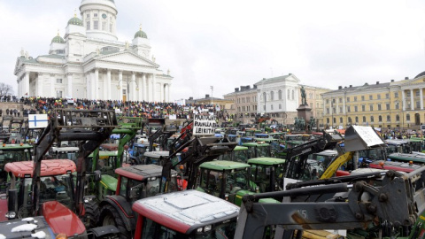 Protesta de agricultores en la Plaza del Senado de Helsinki. - AFP