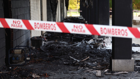 Zona quemada en un local comercial tras una explosión, a 7 de octubre de 2022, en Alcorcón (Madrid).