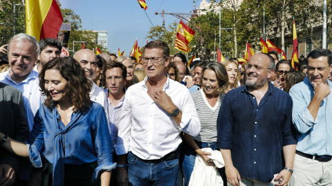 Manifestación SCS Barcelona Ayuso Feijóo