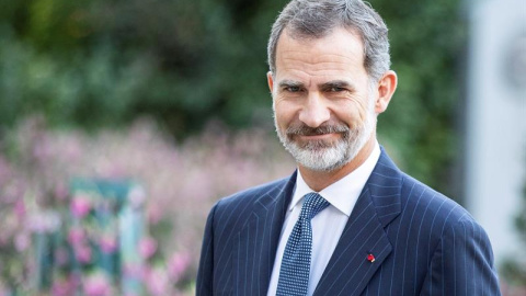 El rey de España, Felipe VI, a su llegada a la exposición de Miró en el Grand Palais en París. - EFE