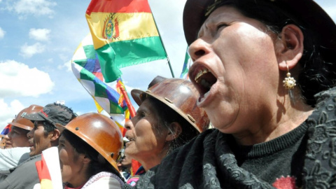 Varias mujeres celebran el Día de la Descolonización en Bolivia.- GOBIERNO DE BOLIVIA