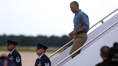 Obama llega a Maryland este domingo. EFE/EPA/JIM LO SCALZO