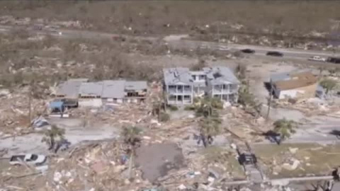 Un dron captura la devastaciÃ³n del huracÃ¡n 'Michael' en MÃ©xico Beach