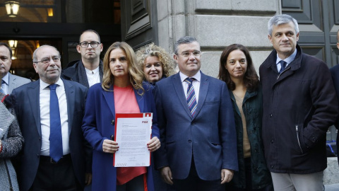 Susana Sumelzo junto a alcaldes socialistas registró a finales de 2017 una petición para derogar la actual regla de gastos.