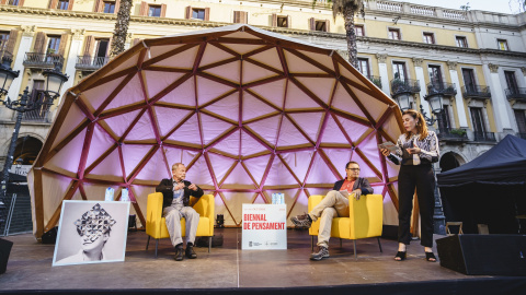 Adam Przeworski durant la conferència pronunciada en el marc de la Biennal de Pensament a Barcelona.