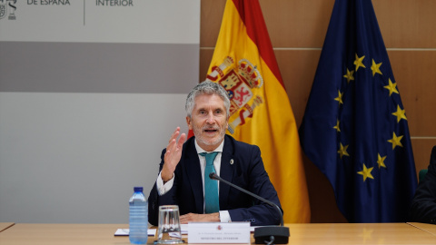 El ministro del Interior en funciones, Fernando Grande Marlaska, preside una reunión con los representantes de los grupos parlamentarios, en el Ministerio del Interior, a 20 de octubre de 2023, en Madrid