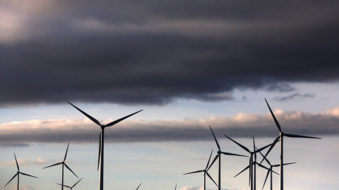 Aerogeneradores de Iberdrola en un parque eólico en la localidad de Moranchon (Guadalajara). REUTERS/Sergio Perez