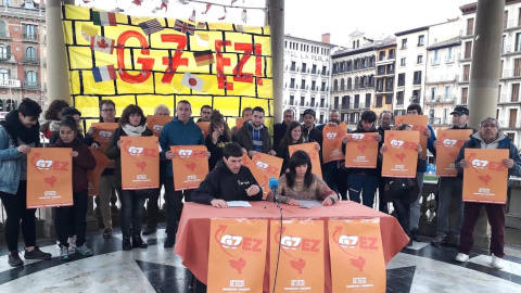 Integrantes de la plataforma G7 EZ en una rueda de prensa. G7 EZ