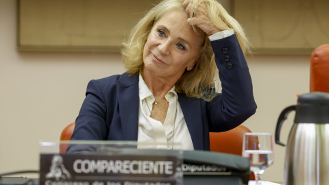 La presidenta interina del Consejo de Administración de la Corporación RTVE, Elena Sánchez, comparece en la Comisión de Presupuestos del Congreso, a 19 de octubre de 2022.