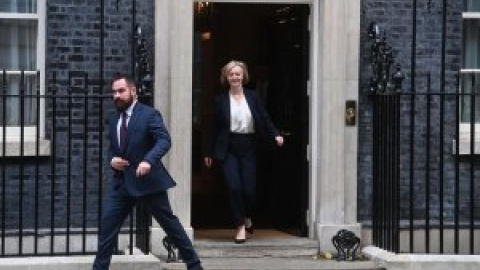 Dimite la primera ministra británica, Liz Truss, después de tan solo 44 días en el cargo