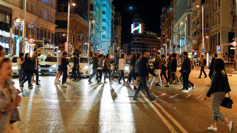 Aspecto de la Gran Vía madrileña. REUTERS