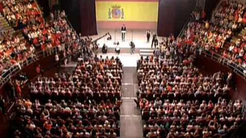 Pedro Sánchez, durante su mitin tras ser ratificado candidato a la presidencia del Gobierno.