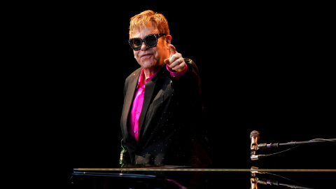 Elton John, durante un concierto en Málaga en julio de 2017. - REUTERS