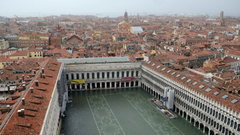 La marea ha subido hasta los 156 centímetros sobre el nivel del mar, el máximo desde 2008. REUTERS/Manuel Silvestri