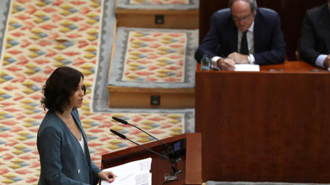 La candidata del PP a la Presidencia de la Comunidad de Madrid, Isabel Díaz Ayuso, durante su discurso de la primera sesión del pleno de investidura.