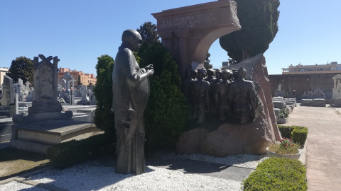 Monumento a los voluntarios soviéticos en la Guerra Civil