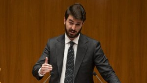 Indignación ante el "lodazal" de García-Gallardo en Castilla y León, el modelo de la ultraderecha que sustenta al PP