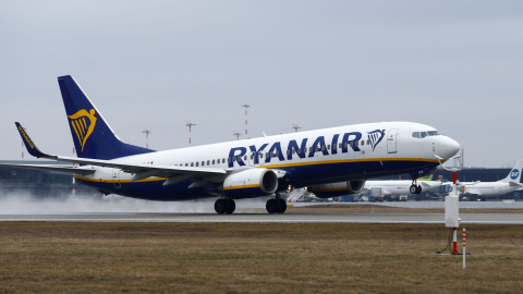 Ryanair hará frente a varias huelgas de trabajadores en los próximos días tras anunciar cierres y reducción de plantilla. / Reuters