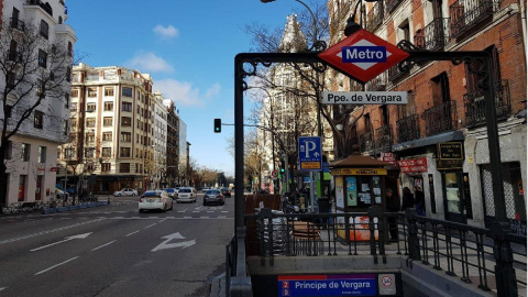 Acceso a la estación de Príncipe de Vergara, en una imagen de archivo. / METRO DE MADRID