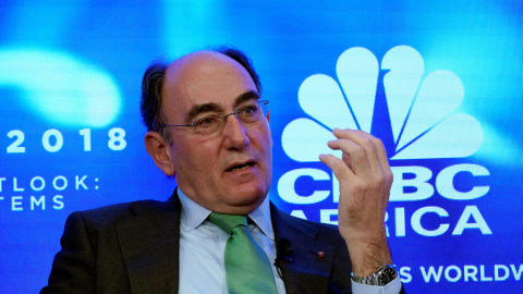 El presidente de Iberdrola, Ignacio Sanchez Galan, durante su participacion en la cumbre de Davos. REUTERS/Denis Balibouse