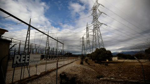 Subestación de Red Eléctrica de España en la localidad madrileña de Galapagar. REUTERS