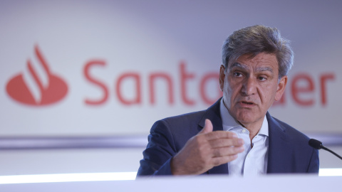 El consejero delegado del Banco Santander, José Antonio Álvarez, durante la rueda de prensa  para presentar los resultados del tercer trimestre de 2022. EFE/Juan Carlos Hidalgo