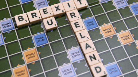 Un tablero de 'scrabble' con varias fichas componiendo la palabra 'Brexit'. REUTERS