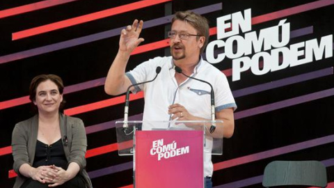 El cabeza de lista de En Comú Podem, Xavier Domènech, participa en un acto electoral de esta formación.- EFE/Robin Townsend