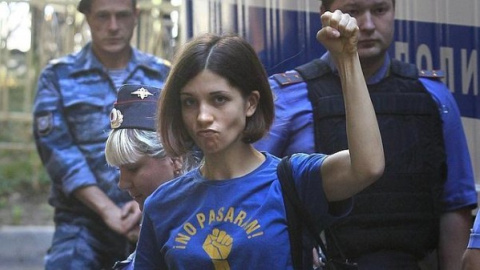 La integrante del grupo punk ruso Pussy Riot Nadezhda Tolokónnikova. EFE/Archivo