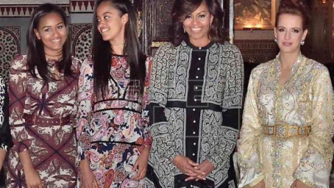 Michelle Obama y sus hijas posan con la princesa Lalla Salma de Marruecos. / EFE