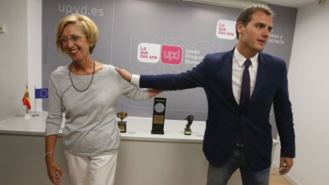 Rosa Díez (UPyD) y Albert Rivera (Ciudadanos), juntos, en una imagen de archivo. EFE