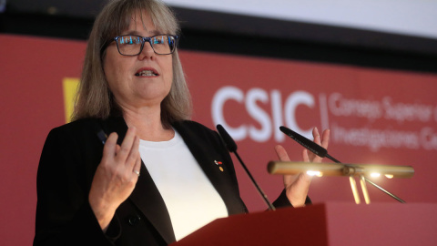 28/09/23-Donna Strickland, tras recibir la Medalla de Oro del Centro Superior de Investigaciones Científicas (CSIC), a 28 de septiembre de 2023, en Madrid.