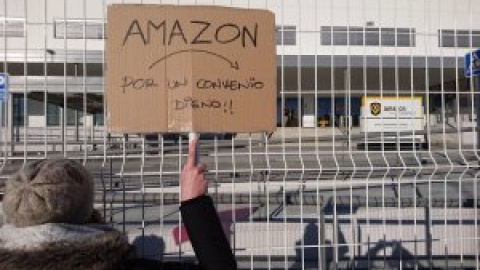 Amazon: contratos quincenales, detectives en las huelgas y control electrónico de empleados