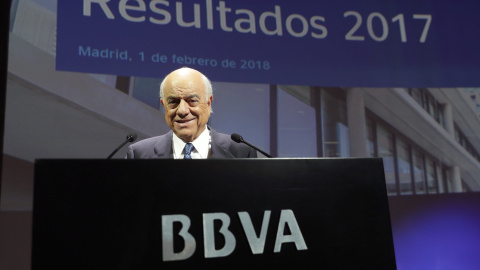 El presidente del banco BBVA, Francisco González, durante la presentación de resultados del ejercicio 2017. EFE/Zipi