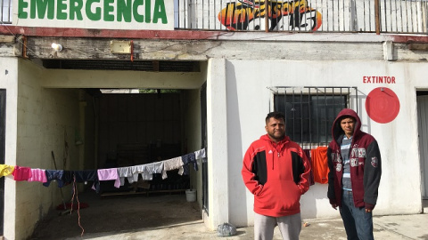 Jeffrey y Erik, dos hondureños veinteañeros de Choluteca, han decidido dar media vuelta y volver a su país.