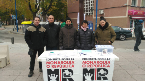 Una mesa electoral de Leganés. Foto cedida por la organización Monarquía o República.