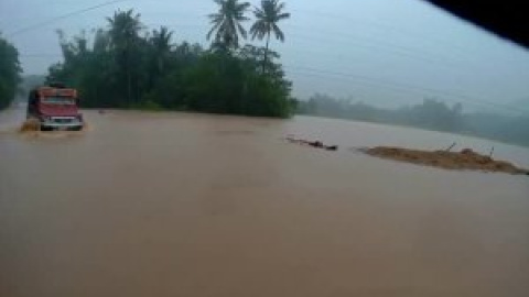 La tormenta tropical Nalgae barre el sur de Filipinas y causa 45 muertos